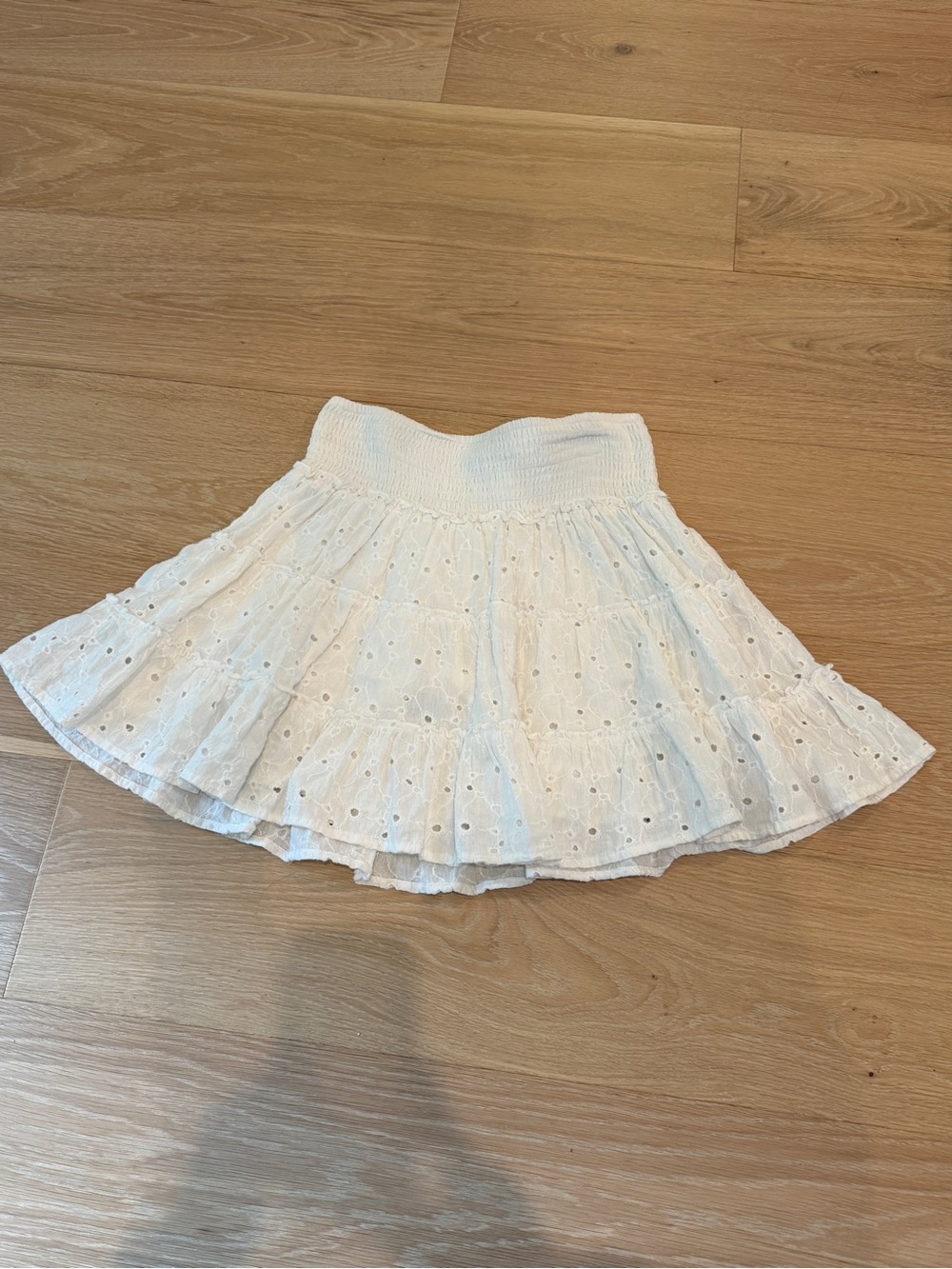 American Eagle Outfitters white eyelet mini skirt